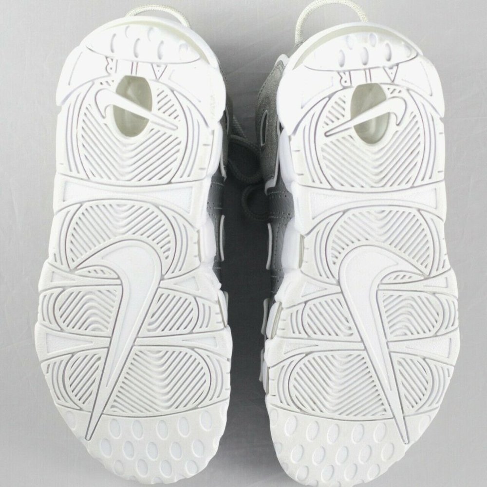 Women’s Nike Air More Uptempo “Loud and Clear” Siz - Picture 5 of 5